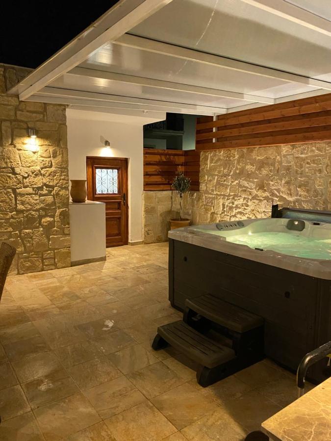 Villa Caerus Paphos Exterior photo